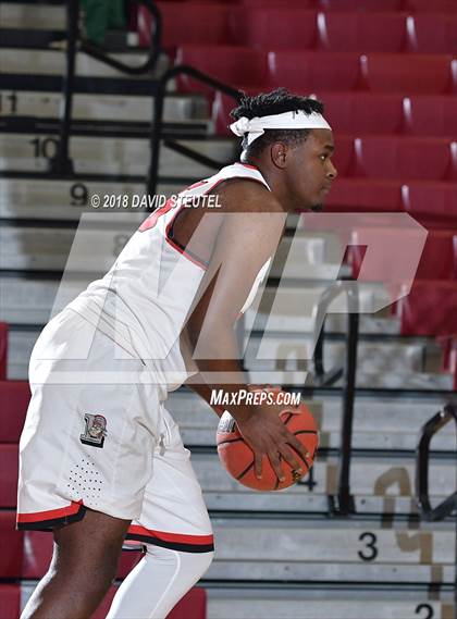 Thumbnail 1 in Buchanan vs. Lincoln (Trojan Christmas Classic) photogallery.