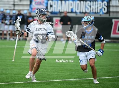 Thumbnail 3 in Darien vs. Staples (CIAC Class LL Final) photogallery.