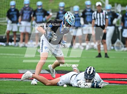 Thumbnail 3 in Darien vs. Staples (CIAC Class LL Final) photogallery.