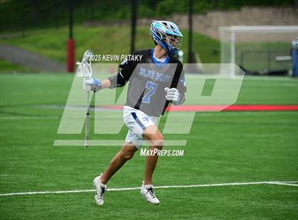 Thumbnail 2 in Darien vs. Staples (CIAC Class LL Final) photogallery.