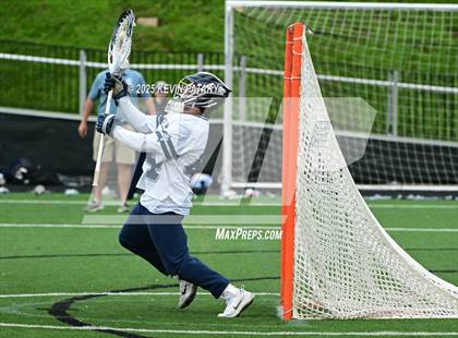 Thumbnail 3 in Darien vs. Staples (CIAC Class LL Final) photogallery.