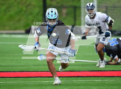 Thumbnail 2 in Darien vs. Staples (CIAC Class LL Final) photogallery.