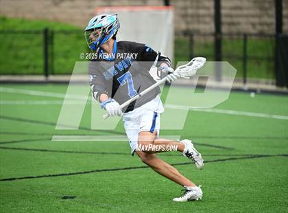 Thumbnail 1 in Darien vs. Staples (CIAC Class LL Final) photogallery.