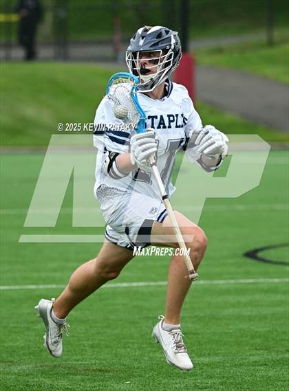 Thumbnail 3 in Darien vs. Staples (CIAC Class LL Final) photogallery.