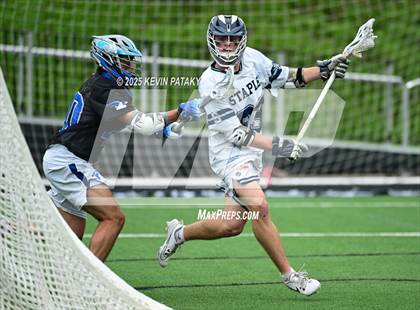 Thumbnail 2 in Darien vs. Staples (CIAC Class LL Final) photogallery.