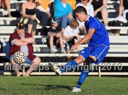 Thumbnail 2 in Hendersonville vs C.A.K (Bearden Invitational) photogallery.