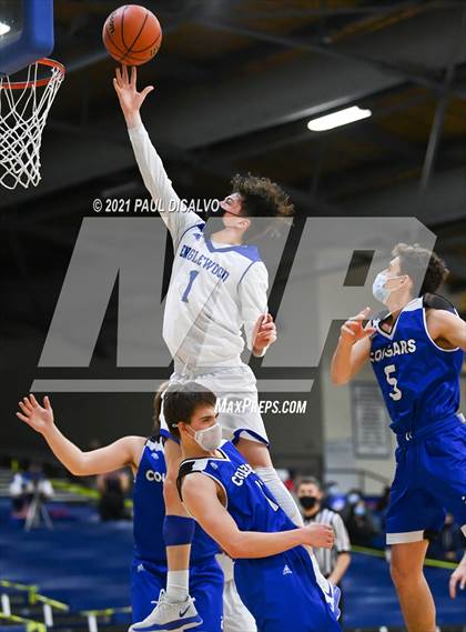 Thumbnail 1 in Englewood vs. Resurrection Christian (CHSAA 3A Sweet 16) photogallery.
