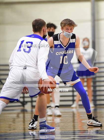 Thumbnail 2 in Englewood vs. Resurrection Christian (CHSAA 3A Sweet 16) photogallery.