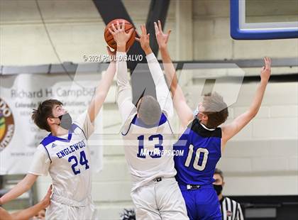Thumbnail 2 in Englewood vs. Resurrection Christian (CHSAA 3A Sweet 16) photogallery.
