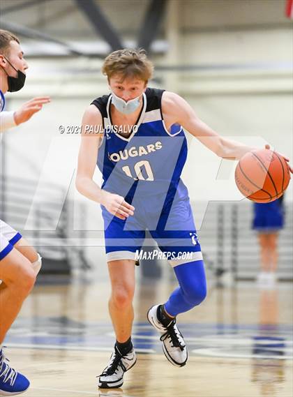 Thumbnail 2 in Englewood vs. Resurrection Christian (CHSAA 3A Sweet 16) photogallery.