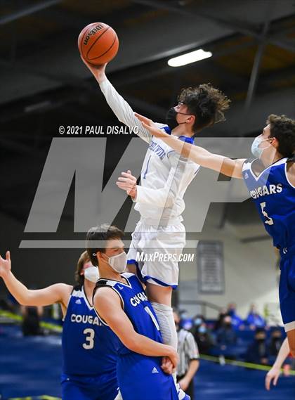 Thumbnail 2 in Englewood vs. Resurrection Christian (CHSAA 3A Sweet 16) photogallery.