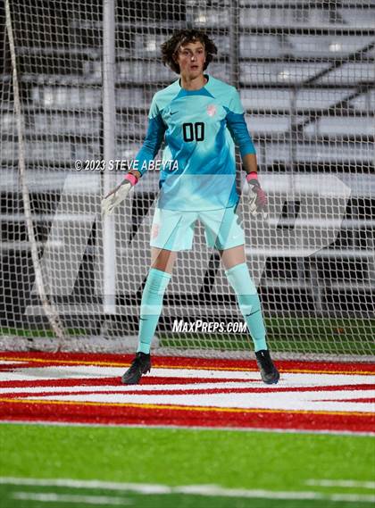 Thumbnail 1 in Mullen @ Regis Jesuit photogallery.