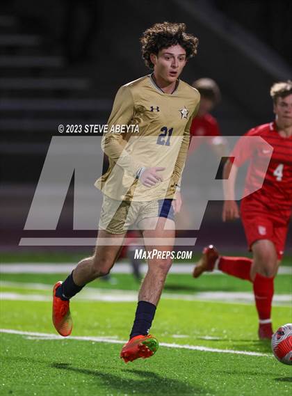 Thumbnail 2 in Mullen @ Regis Jesuit photogallery.