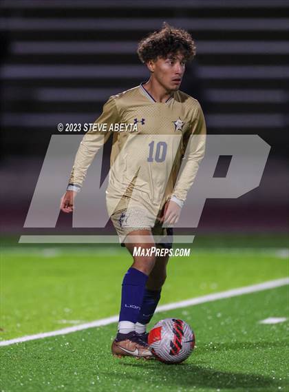 Thumbnail 3 in Mullen @ Regis Jesuit photogallery.