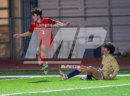 Thumbnail 2 in Mullen @ Regis Jesuit photogallery.
