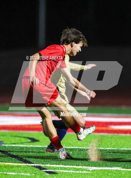 Thumbnail 1 in Mullen @ Regis Jesuit photogallery.