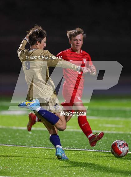 Thumbnail 1 in Mullen @ Regis Jesuit photogallery.