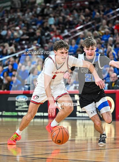 Thumbnail 3 in Owyhee vs. Timberline (IHSAA 5A Final) photogallery.