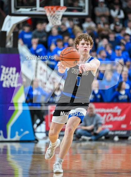 Thumbnail 1 in Owyhee vs. Timberline (IHSAA 5A Final) photogallery.