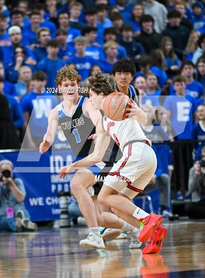 Thumbnail 3 in Owyhee vs. Timberline (IHSAA 5A Final) photogallery.