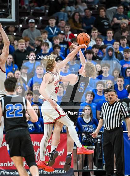 Thumbnail 3 in Owyhee vs. Timberline (IHSAA 5A Final) photogallery.