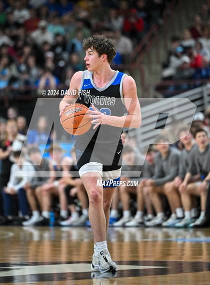 Thumbnail 2 in Owyhee vs. Timberline (IHSAA 5A Final) photogallery.