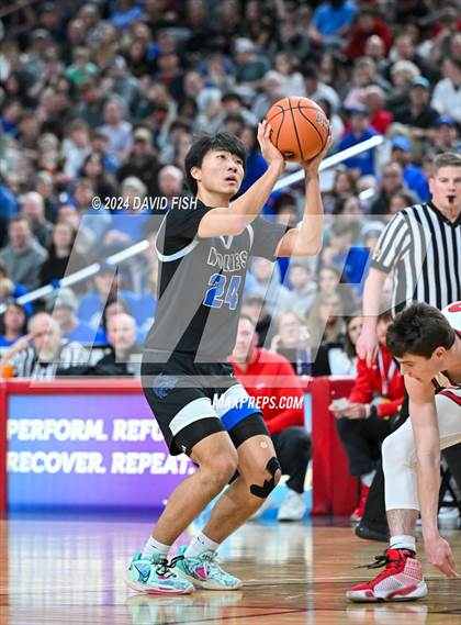 Thumbnail 2 in Owyhee vs. Timberline (IHSAA 5A Final) photogallery.