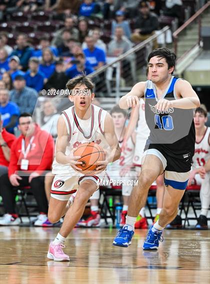 Thumbnail 2 in Owyhee vs. Timberline (IHSAA 5A Final) photogallery.
