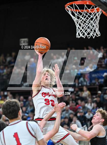 Thumbnail 2 in Owyhee vs. Timberline (IHSAA 5A Final) photogallery.