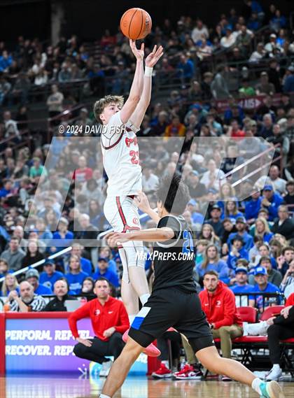 Thumbnail 1 in Owyhee vs. Timberline (IHSAA 5A Final) photogallery.