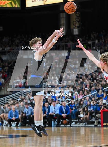 Thumbnail 2 in Owyhee vs. Timberline (IHSAA 5A Final) photogallery.