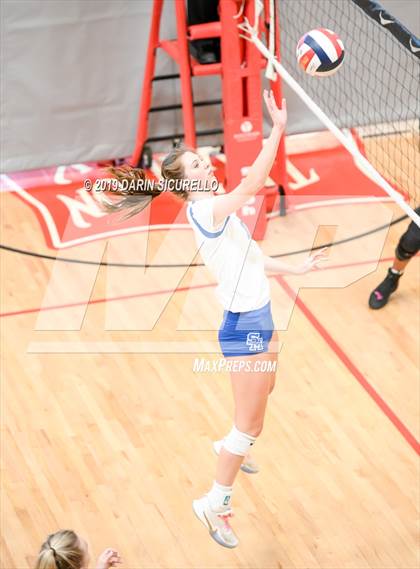 Thumbnail 3 in Desert Vista vs. Santa Margarita (NIKE Tournament of Champions) photogallery.