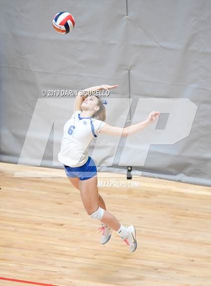 Thumbnail 2 in Desert Vista vs. Santa Margarita (NIKE Tournament of Champions) photogallery.