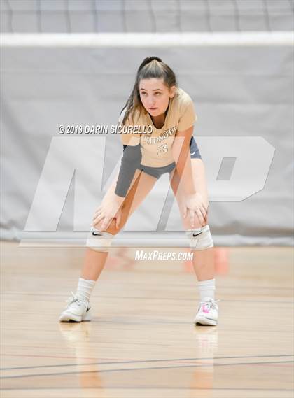 Thumbnail 2 in Desert Vista vs. Santa Margarita (NIKE Tournament of Champions) photogallery.