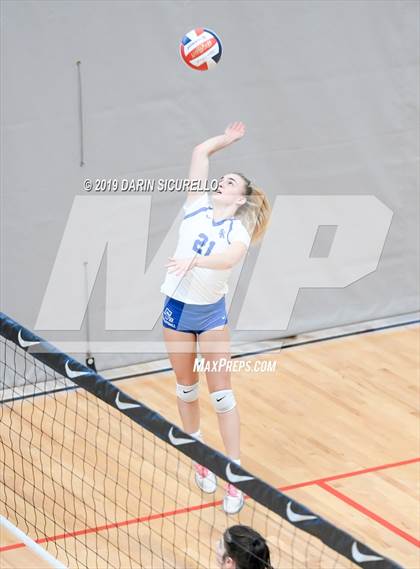 Thumbnail 1 in Desert Vista vs. Santa Margarita (NIKE Tournament of Champions) photogallery.