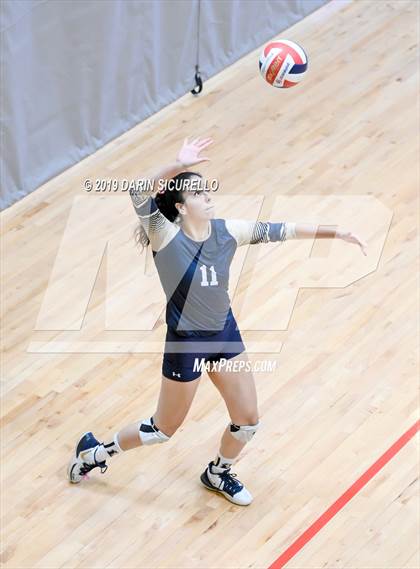 Thumbnail 1 in Desert Vista vs. Santa Margarita (NIKE Tournament of Champions) photogallery.