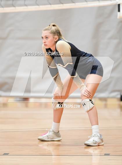 Thumbnail 2 in Desert Vista vs. Santa Margarita (NIKE Tournament of Champions) photogallery.
