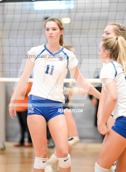 Thumbnail 3 in Desert Vista vs. Santa Margarita (NIKE Tournament of Champions) photogallery.