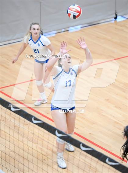 Thumbnail 2 in Desert Vista vs. Santa Margarita (NIKE Tournament of Champions) photogallery.
