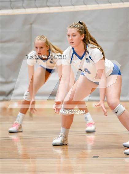 Thumbnail 2 in Desert Vista vs. Santa Margarita (NIKE Tournament of Champions) photogallery.