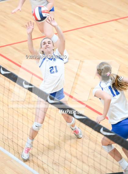 Thumbnail 3 in Desert Vista vs. Santa Margarita (NIKE Tournament of Champions) photogallery.