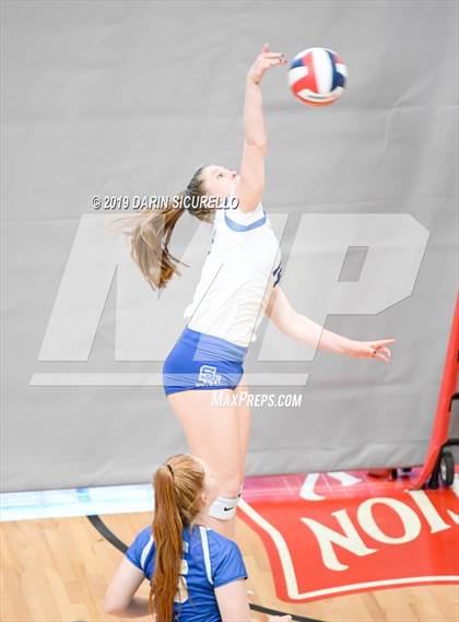 Thumbnail 2 in Desert Vista vs. Santa Margarita (NIKE Tournament of Champions) photogallery.