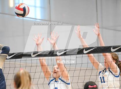 Thumbnail 3 in Desert Vista vs. Santa Margarita (NIKE Tournament of Champions) photogallery.