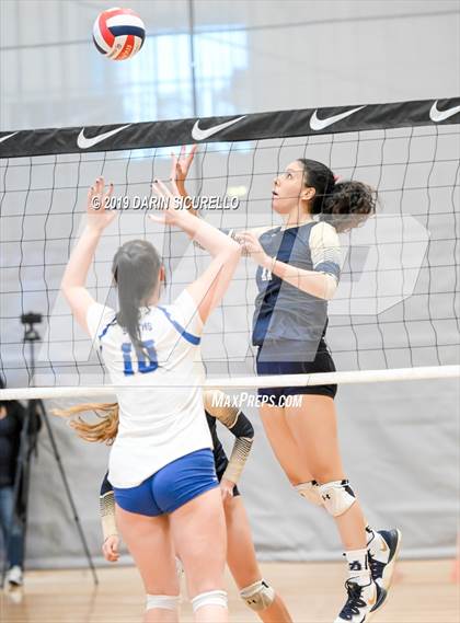 Thumbnail 3 in Desert Vista vs. Santa Margarita (NIKE Tournament of Champions) photogallery.