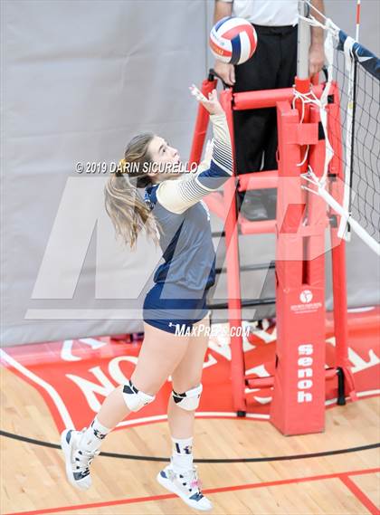 Thumbnail 2 in Desert Vista vs. Santa Margarita (NIKE Tournament of Champions) photogallery.