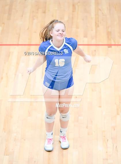 Thumbnail 1 in Desert Vista vs. Santa Margarita (NIKE Tournament of Champions) photogallery.