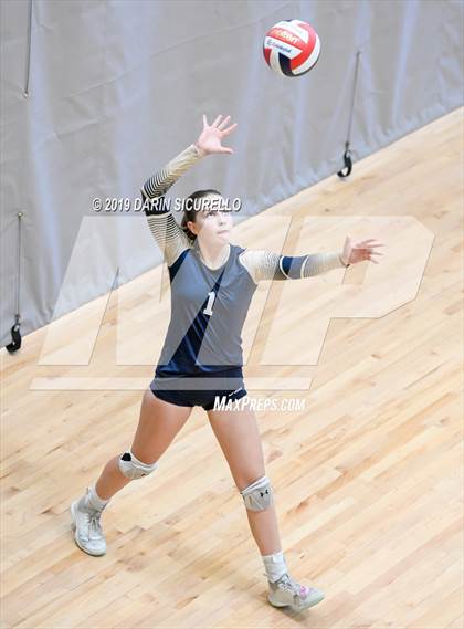 Thumbnail 1 in Desert Vista vs. Santa Margarita (NIKE Tournament of Champions) photogallery.