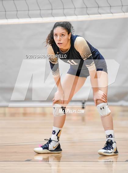 Thumbnail 2 in Desert Vista vs. Santa Margarita (NIKE Tournament of Champions) photogallery.