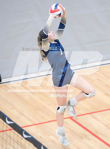 Thumbnail 1 in Desert Vista vs. Santa Margarita (NIKE Tournament of Champions) photogallery.