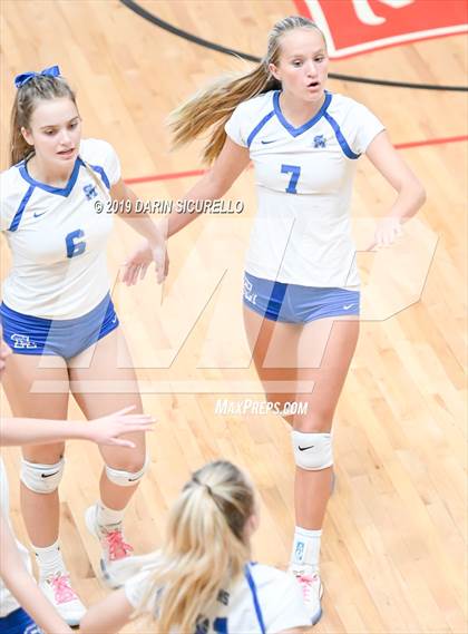 Thumbnail 1 in Desert Vista vs. Santa Margarita (NIKE Tournament of Champions) photogallery.